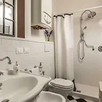 Apartament Delightful Carbonesi || The Place Bo *